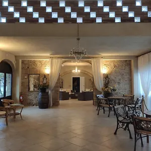 https://villa-le-querce-san-galgano.it-tuscanyhotel.com